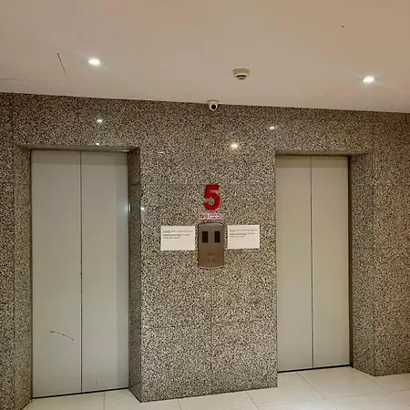 Sampheng Apartment